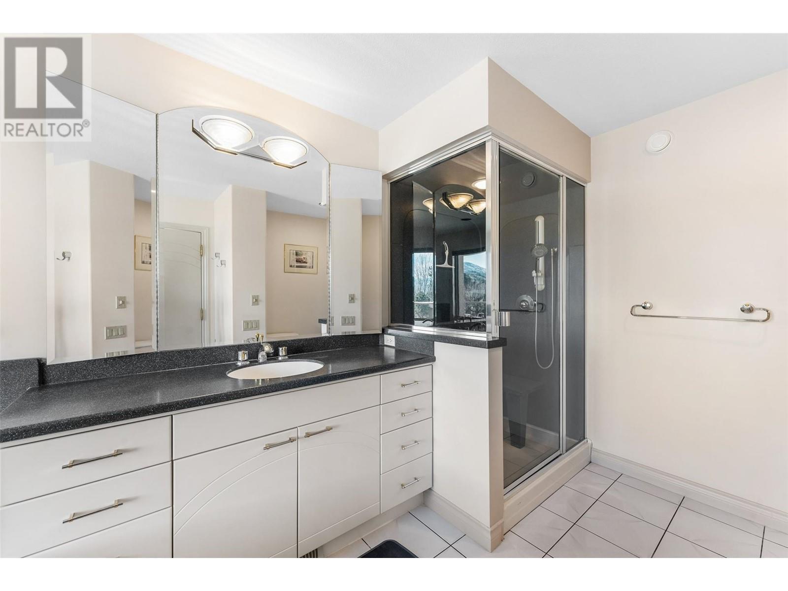 307 Sandpiper Court. Kelowna, British Columbia