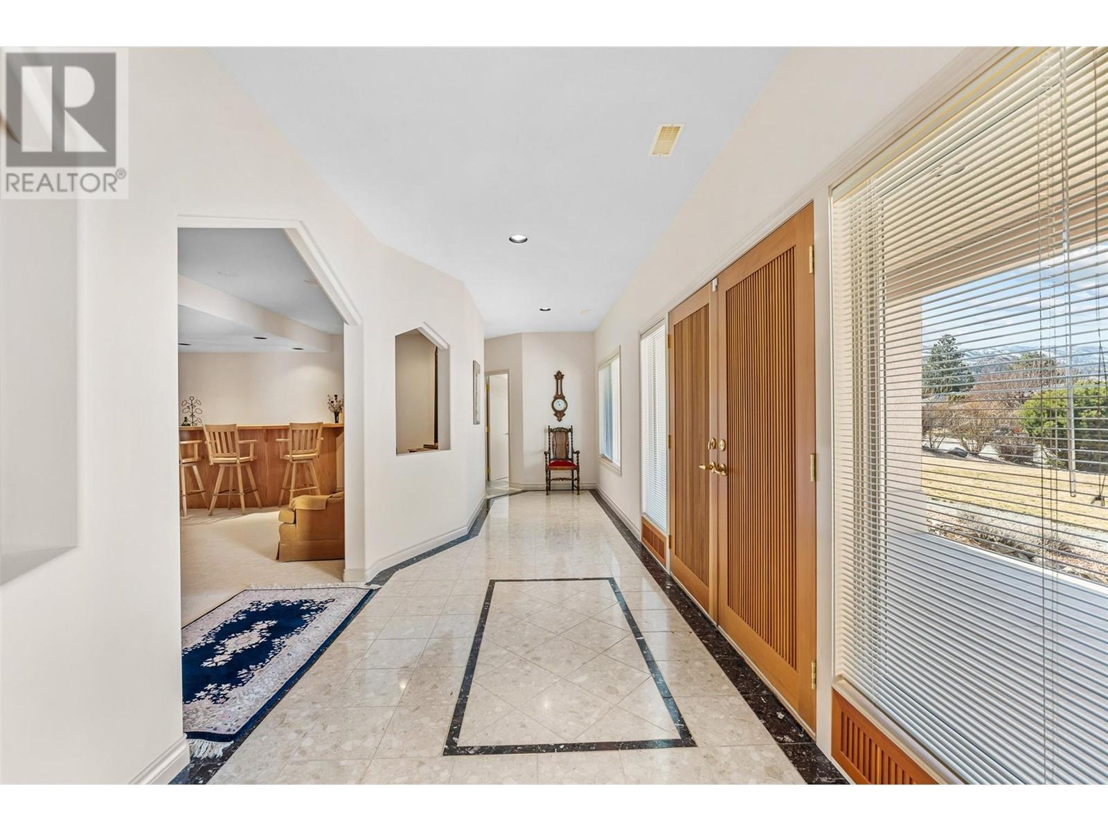 307 Sandpiper Court. Kelowna, British Columbia