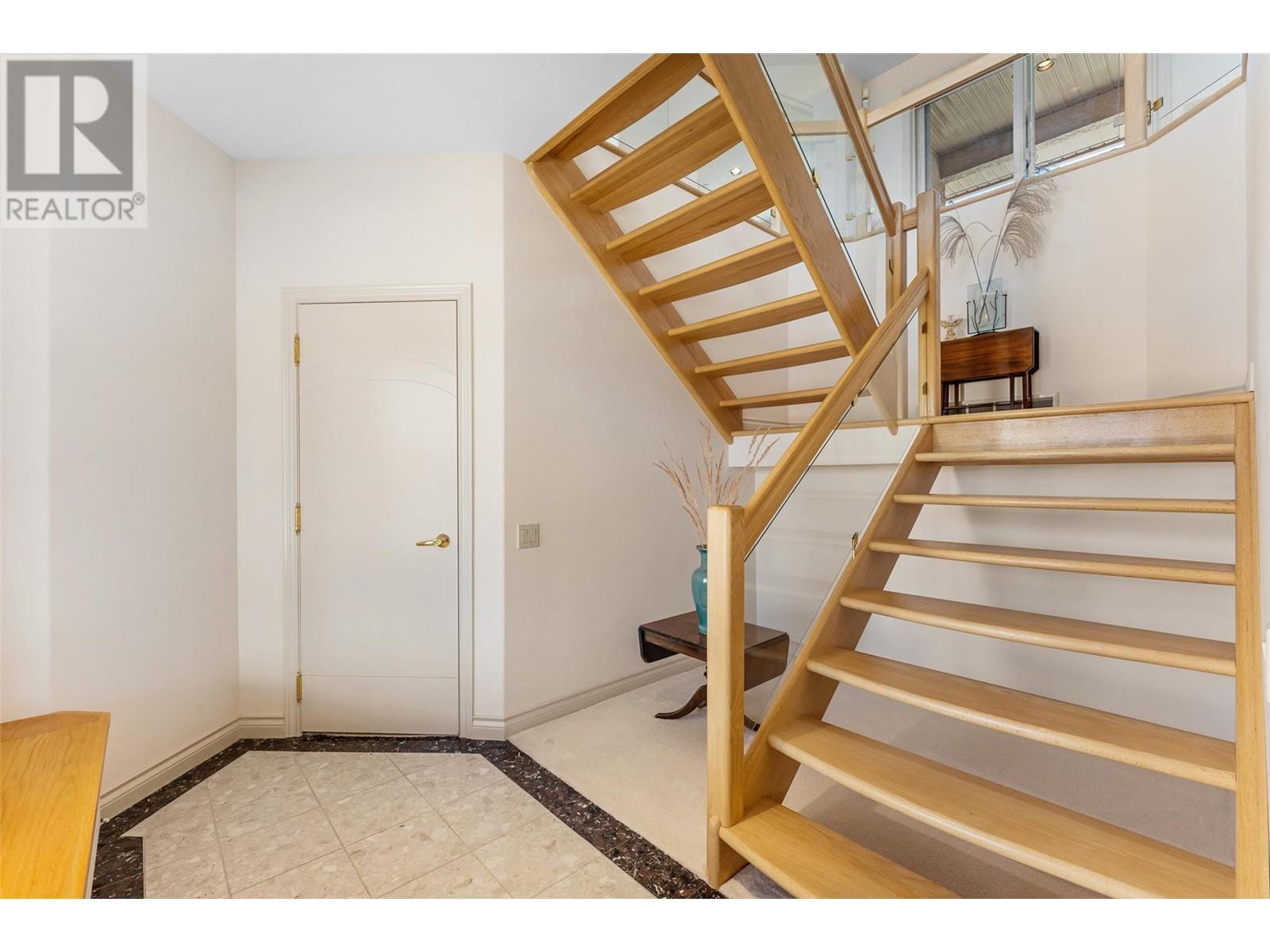 307 Sandpiper Court. Kelowna, British Columbia