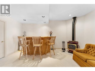 307 Sandpiper Court. Kelowna, British Columbia