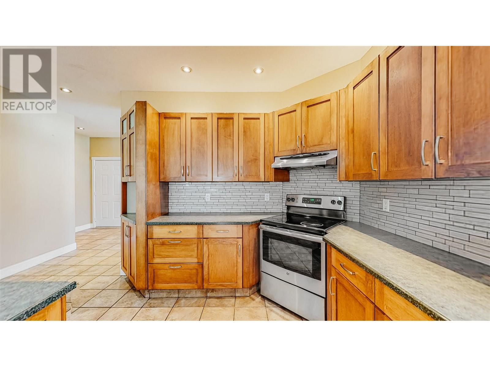 20 Killdeer Place. Osoyoos, British Columbia