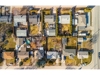 525 Mcdonald Road. Kelowna, British Columbia