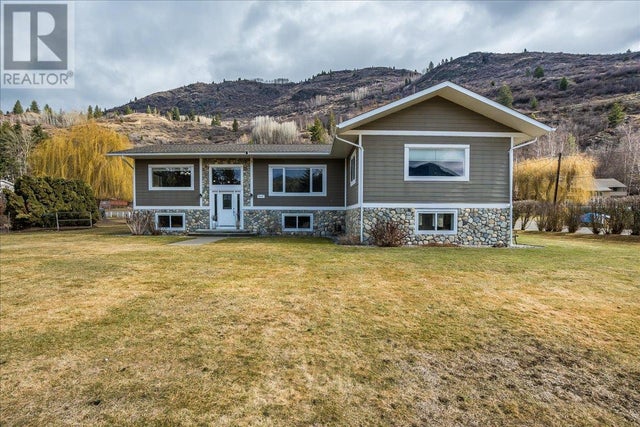 8480 Highway 22a, Trail