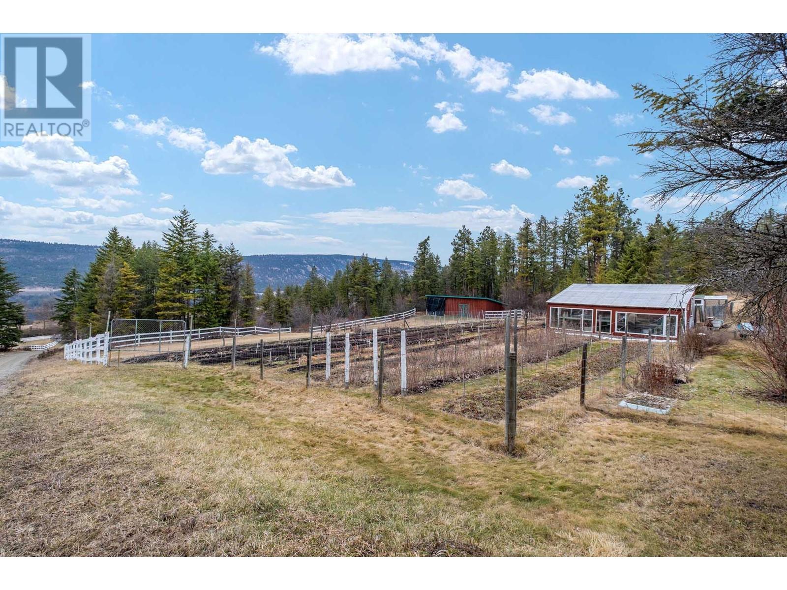 13821 Talbot Road. Lake Country, British Columbia