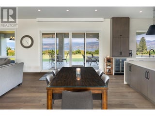 590 Barnaby Road. Kelowna, British Columbia