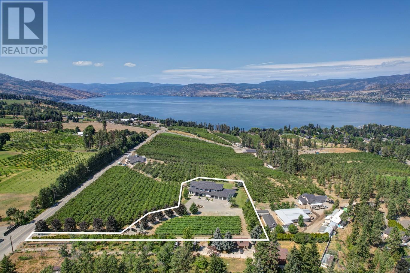 590 Barnaby Road. Kelowna, British Columbia