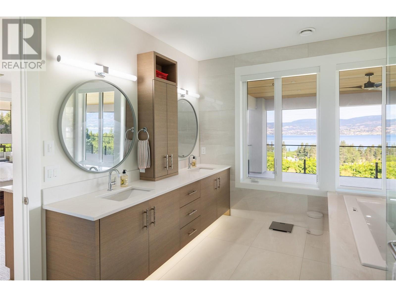 590 Barnaby Road. Kelowna, British Columbia