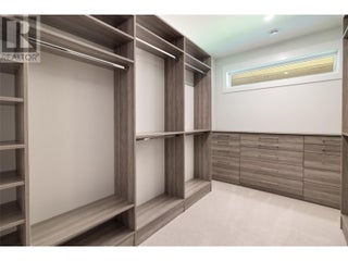 590 Barnaby Road. Kelowna, British Columbia