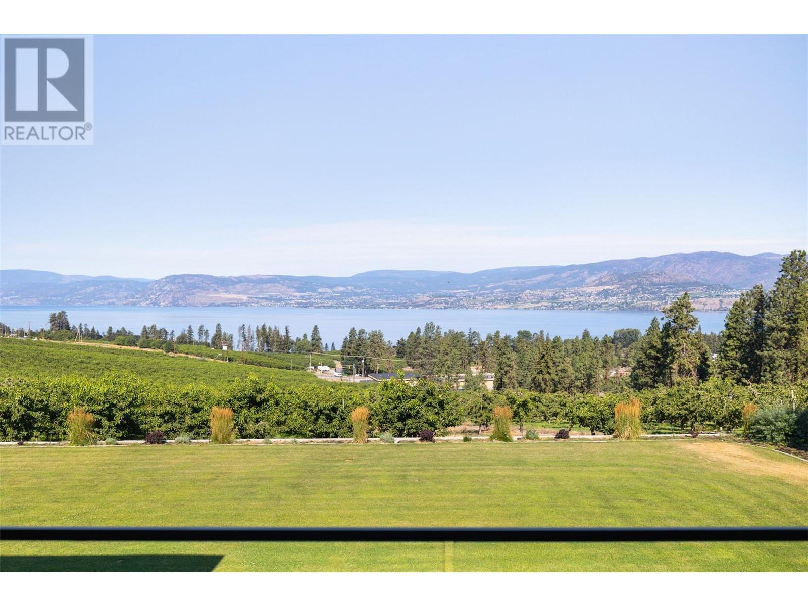 590 Barnaby Road. Kelowna, British Columbia