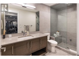 590 Barnaby Road. Kelowna, British Columbia