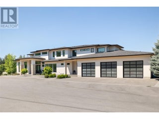 590 Barnaby Road. Kelowna, British Columbia