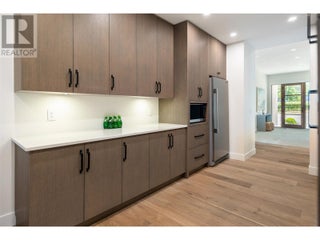 590 Barnaby Road. Kelowna, British Columbia