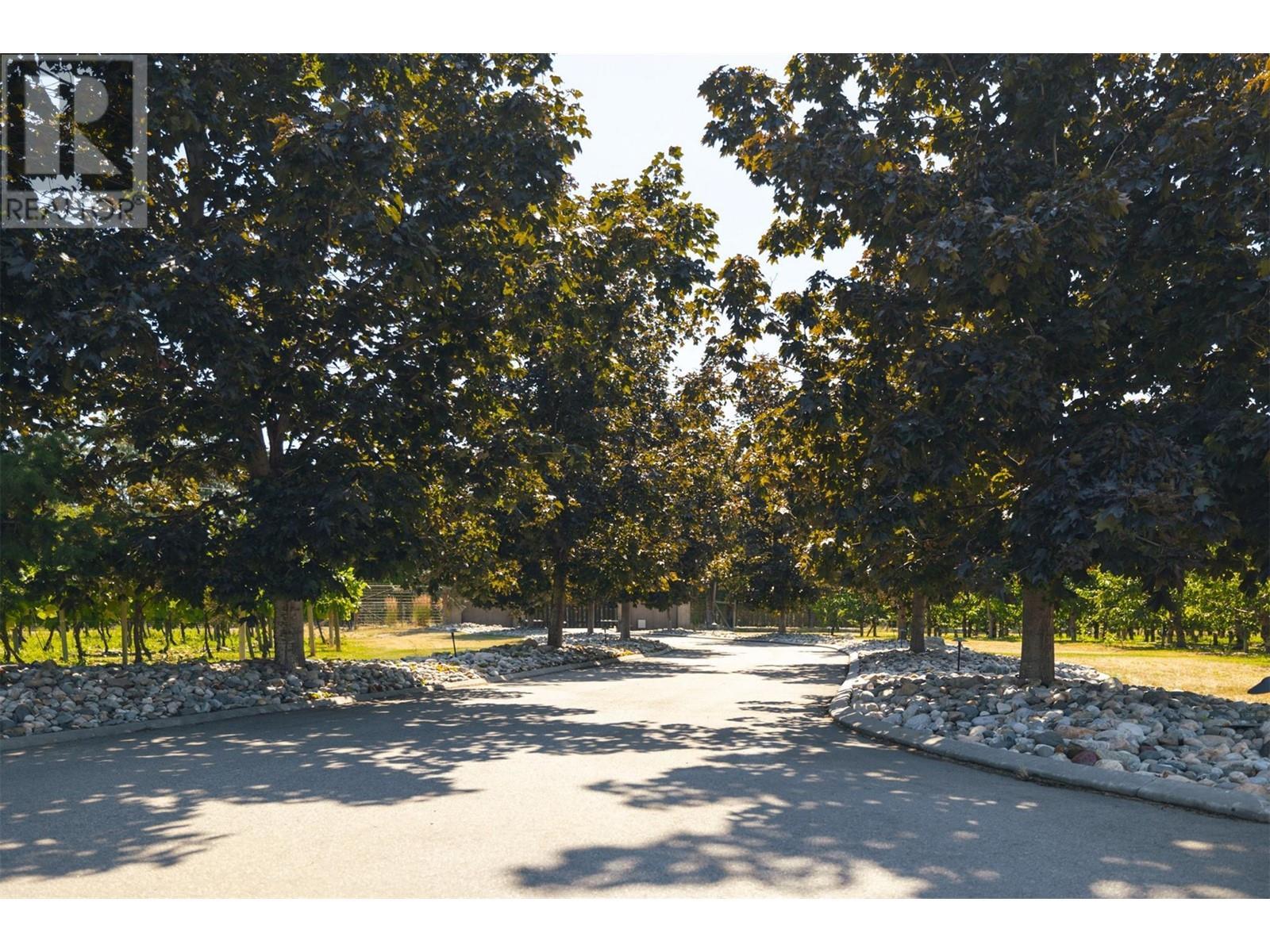 590 Barnaby Road. Kelowna, British Columbia