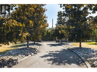 590 Barnaby Road. Kelowna, British Columbia