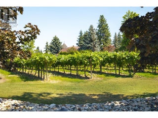 590 Barnaby Road. Kelowna, British Columbia