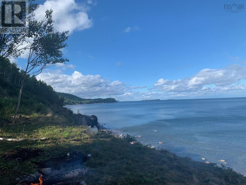 2058 New Campbellton Road, Cape Dauphin