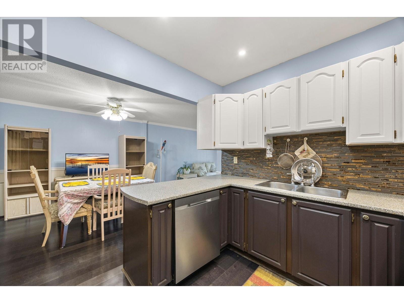 2110 Hoy Street Unit# 206. Kelowna, British Columbia