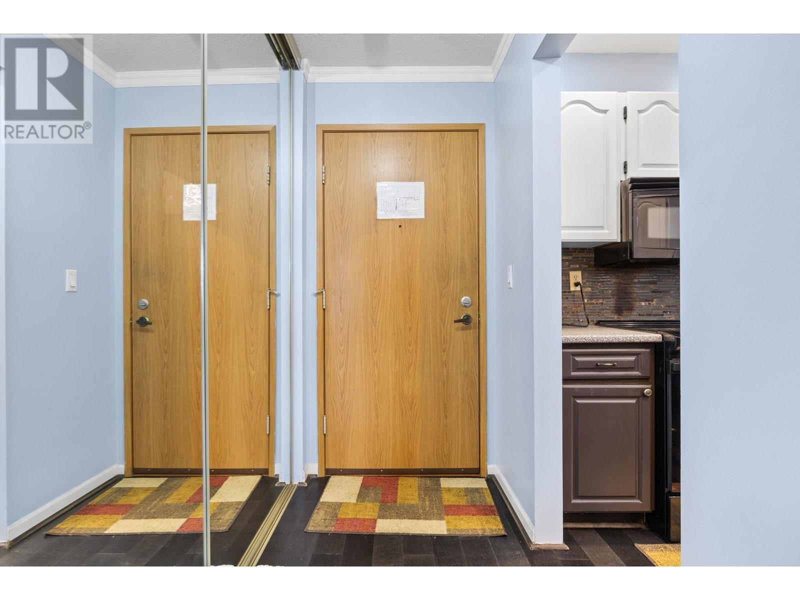 2110 Hoy Street Unit# 206. Kelowna, British Columbia