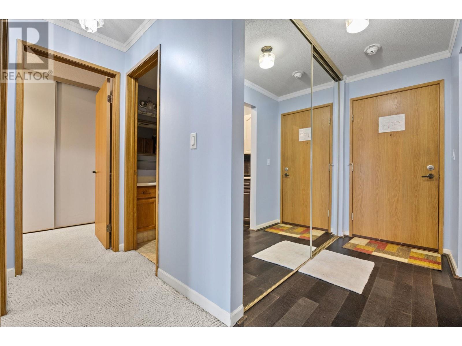 2110 Hoy Street Unit# 206. Kelowna, British Columbia