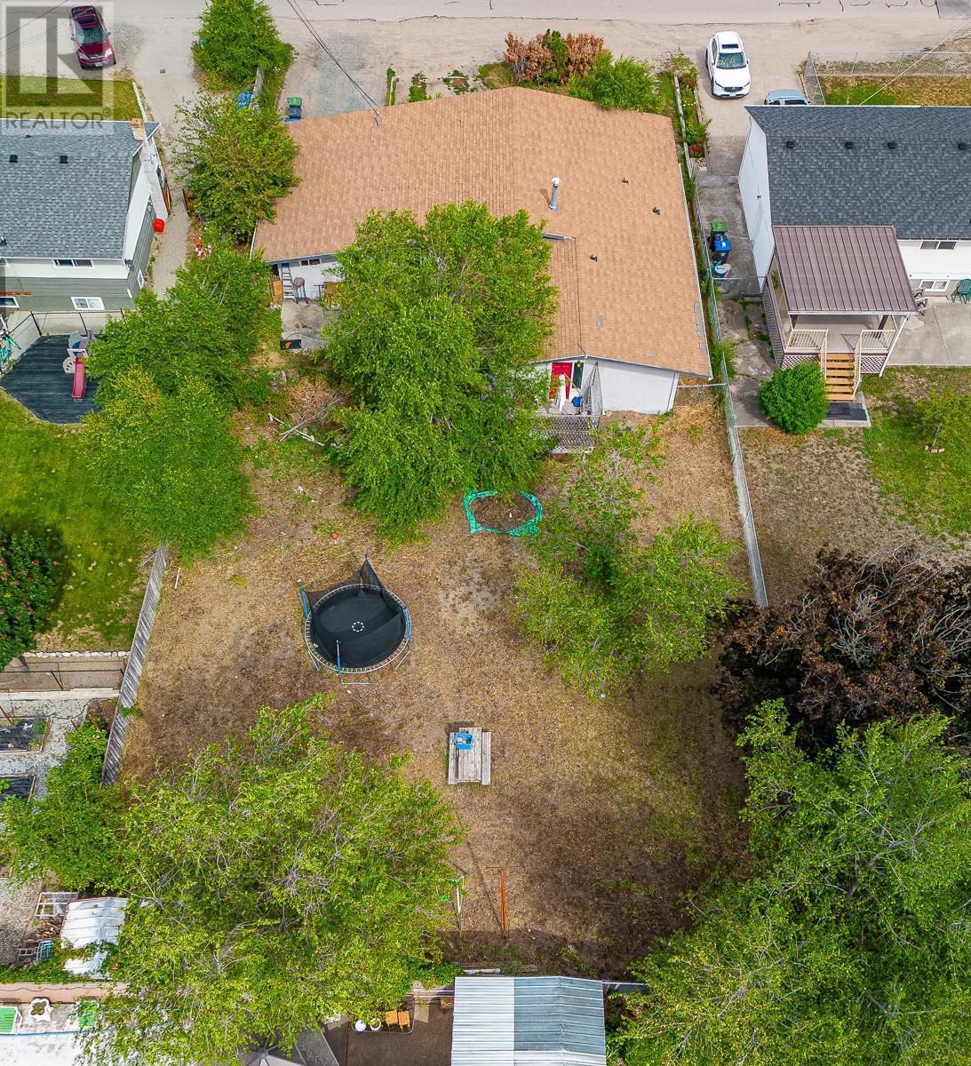 410 Asher Road. Kelowna, British Columbia