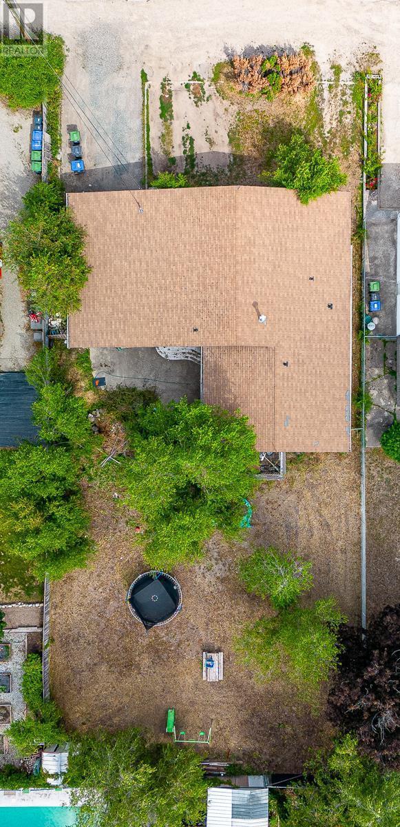 410 Asher Road. Kelowna, British Columbia