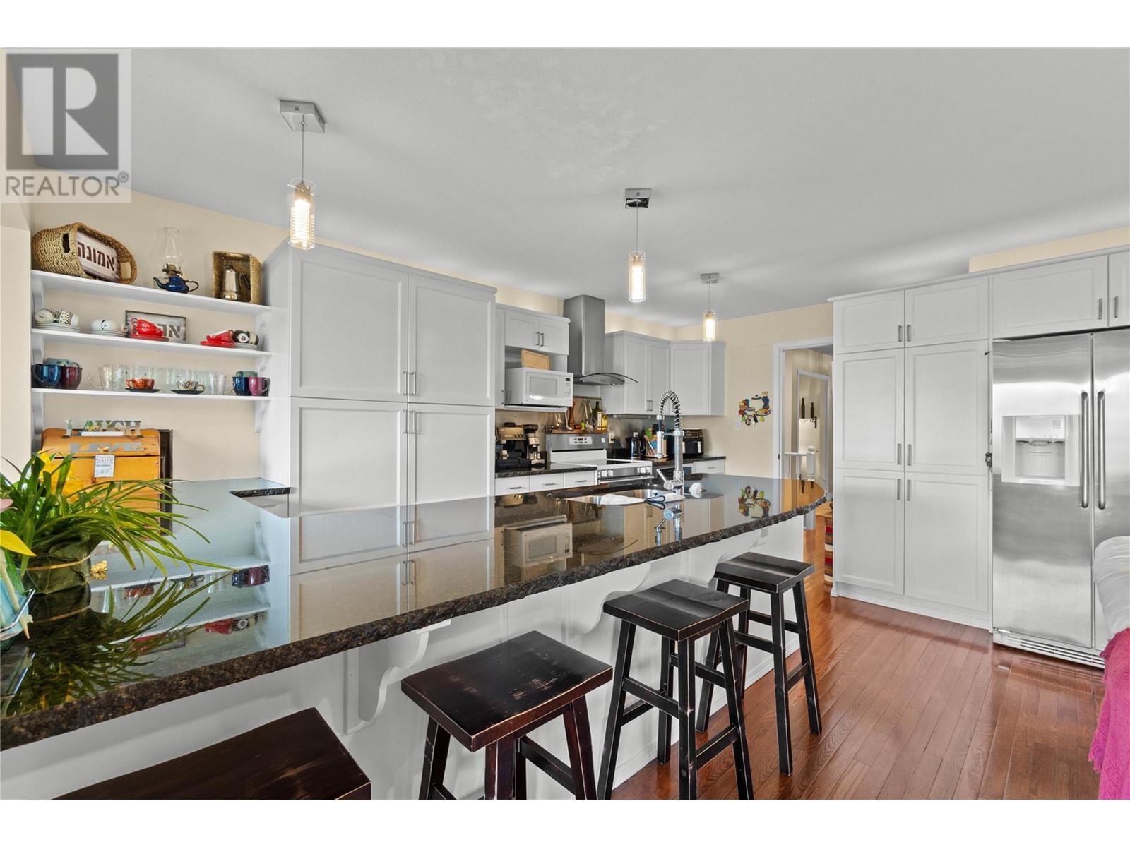 2847 Walsh Road. Sorrento, British Columbia