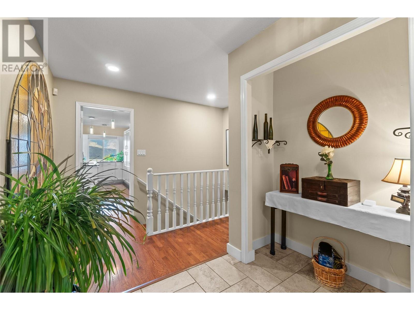 2847 Walsh Road. Sorrento, British Columbia