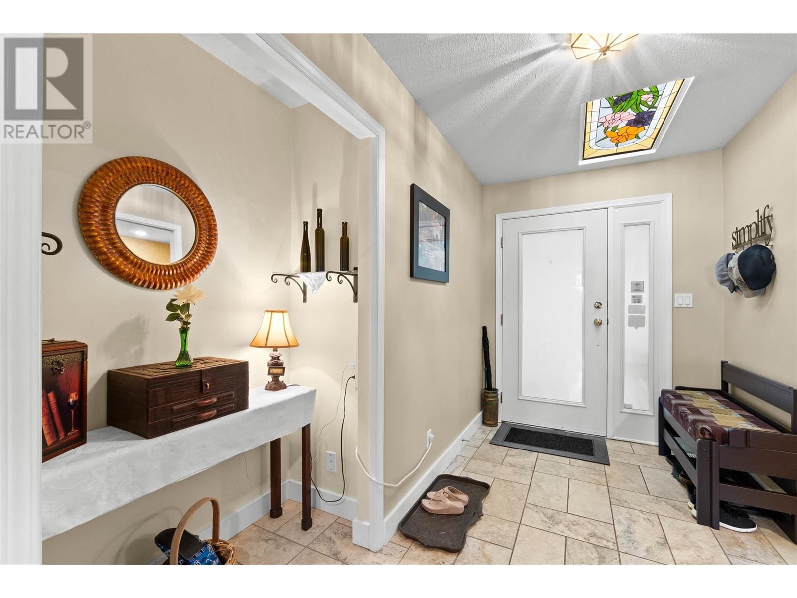 2847 Walsh Road. Sorrento, British Columbia