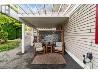 2847 Walsh Road. Sorrento, British Columbia