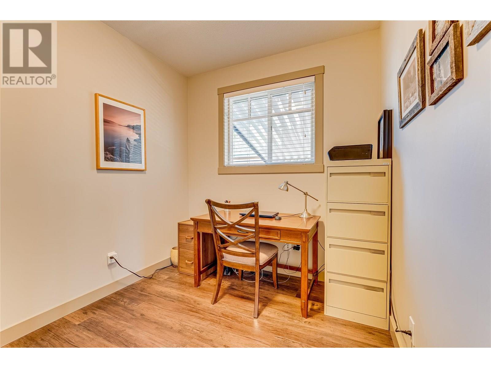 270 Grouse Avenue. Vernon, British Columbia