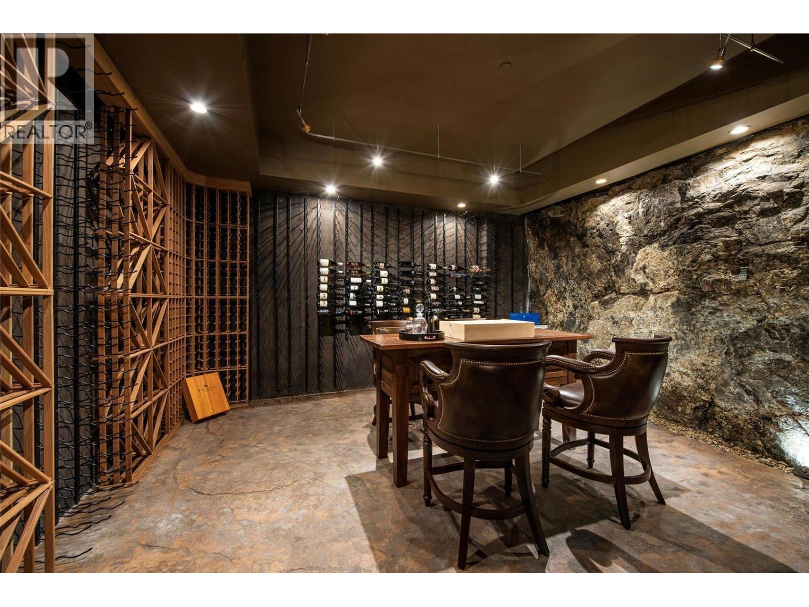 901 Westside Road S Unit# 6. West Kelowna, British Columbia