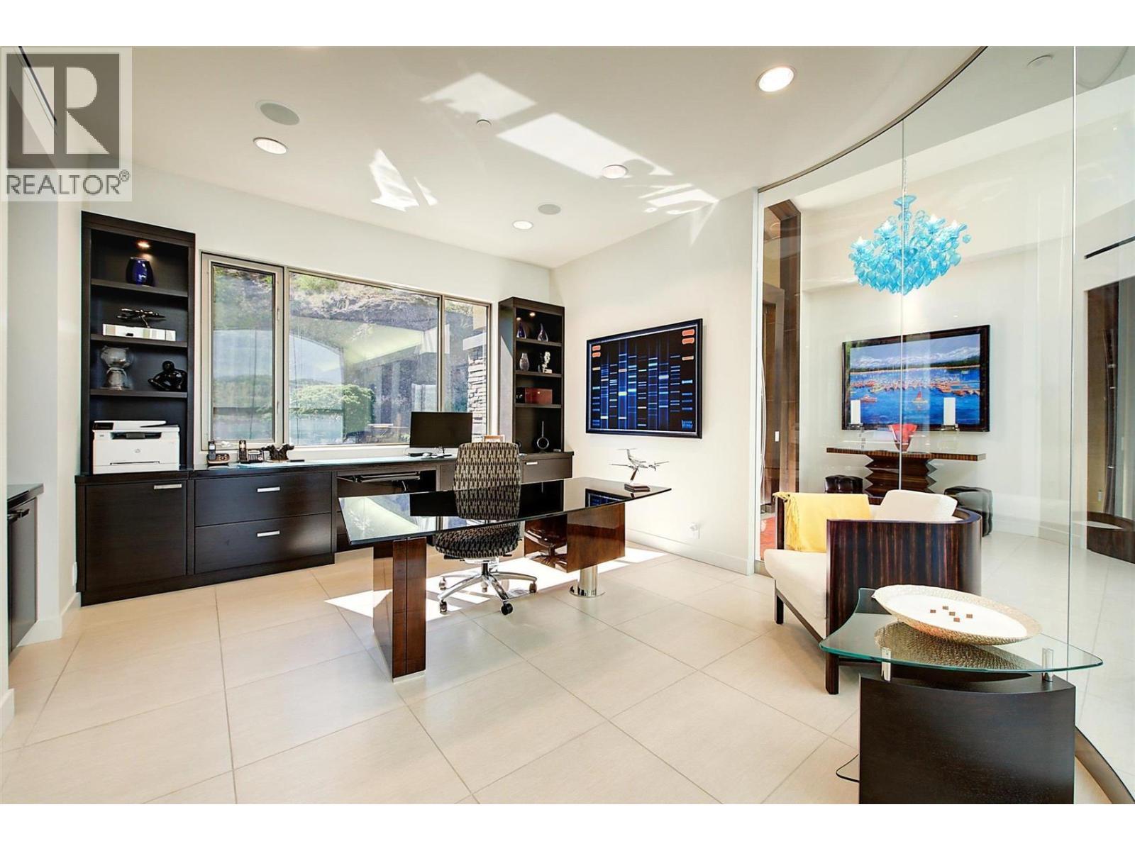 901 Westside Road S Unit# 6. West Kelowna, British Columbia