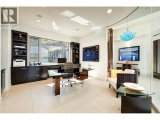 901 Westside Road S Unit# 6. West Kelowna, British Columbia