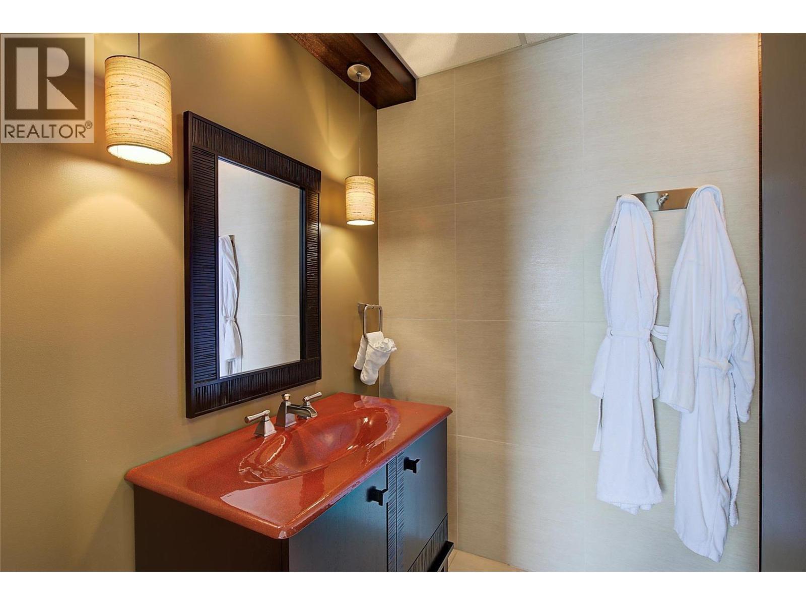 901 Westside Road S Unit# 6. West Kelowna, British Columbia