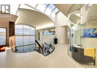 901 Westside Road S Unit# 6. West Kelowna, British Columbia