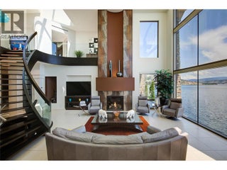 901 Westside Road S Unit# 6. West Kelowna, British Columbia