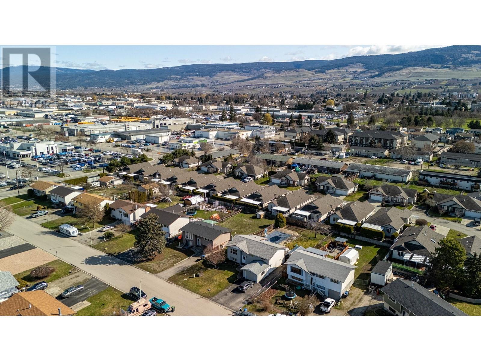 483 O'keefe Court. Kelowna, British Columbia