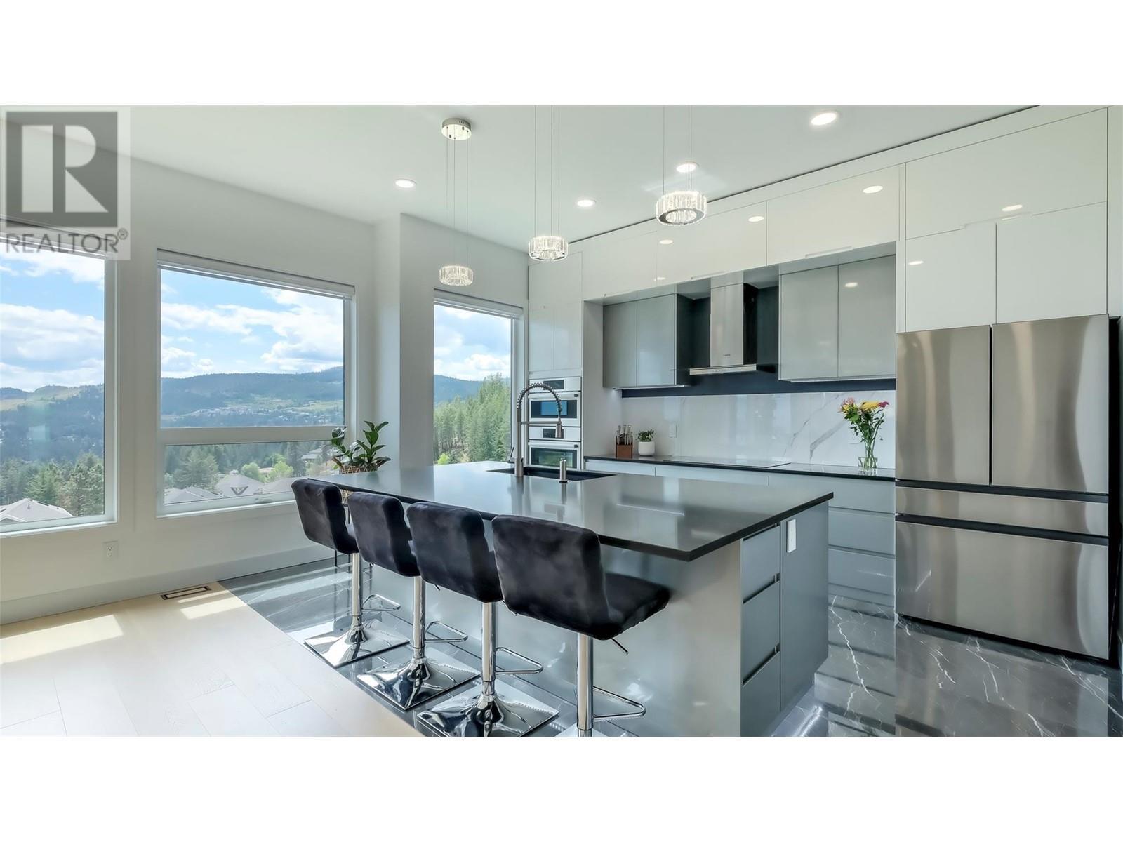 2863 Copper Ridge Drive. West Kelowna, British Columbia