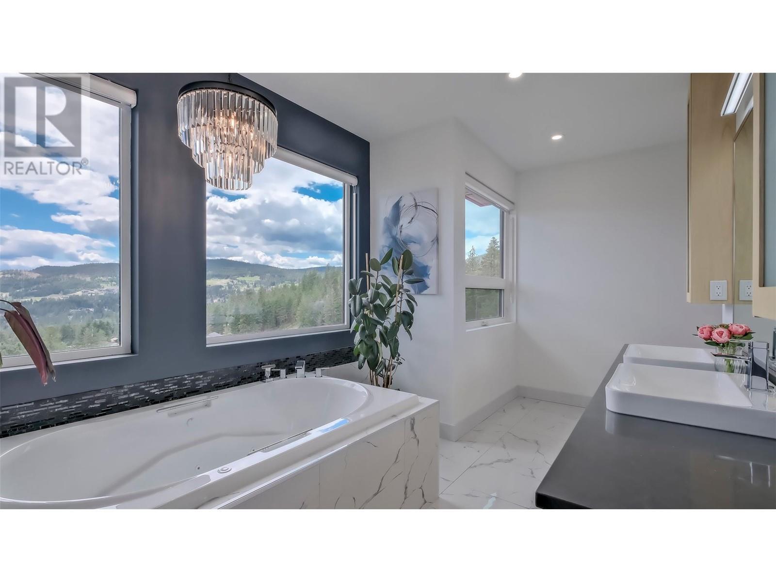 2863 Copper Ridge Drive. West Kelowna, British Columbia