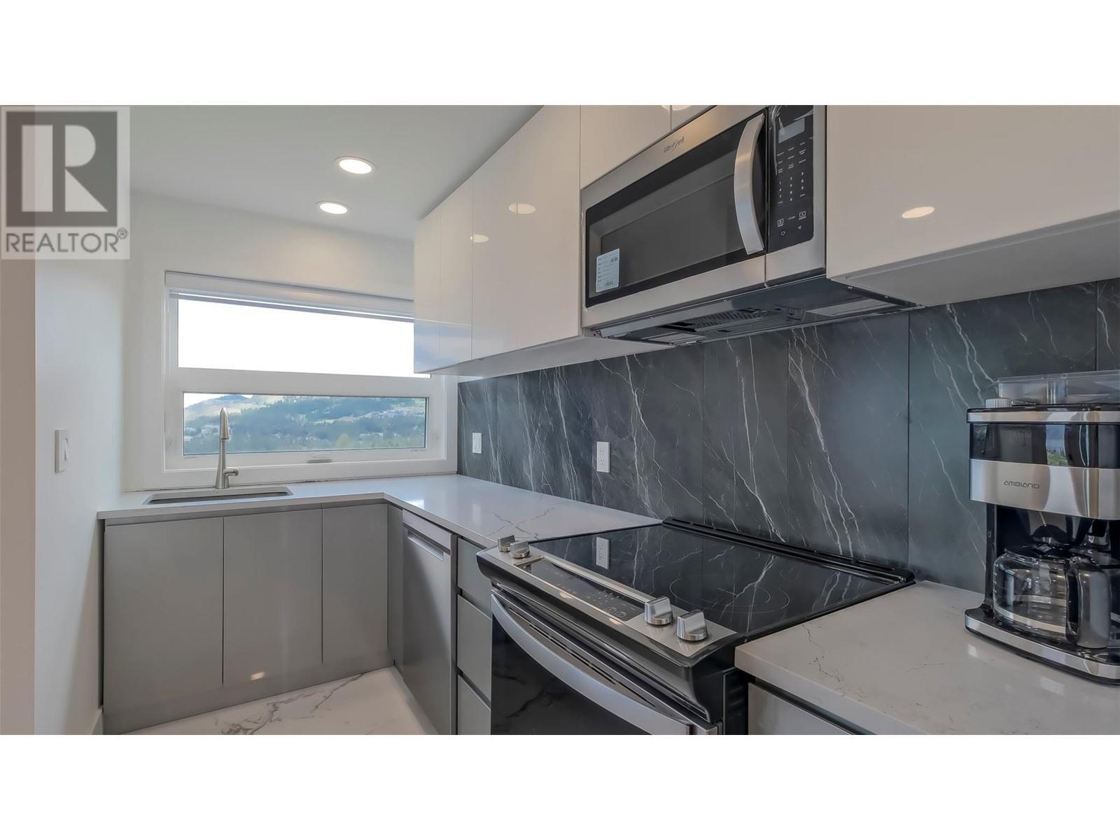 2863 Copper Ridge Drive. West Kelowna, British Columbia