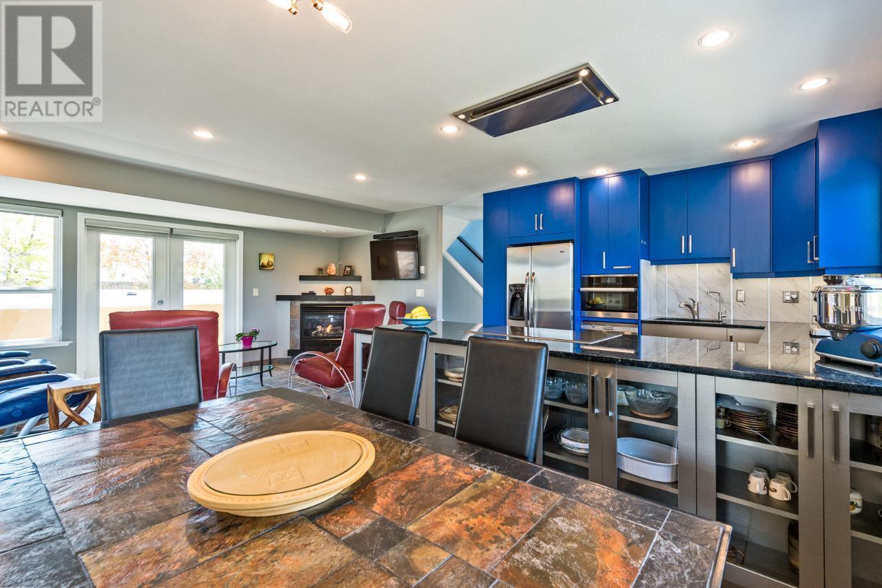 5405 Oleander Drive Unit# 1. Osoyoos, British Columbia