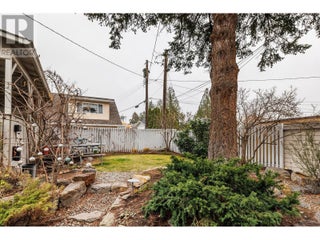 1537 Lakeview Street. Kelowna, British Columbia