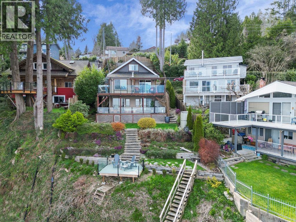 790 Marine Drive, Gibsons