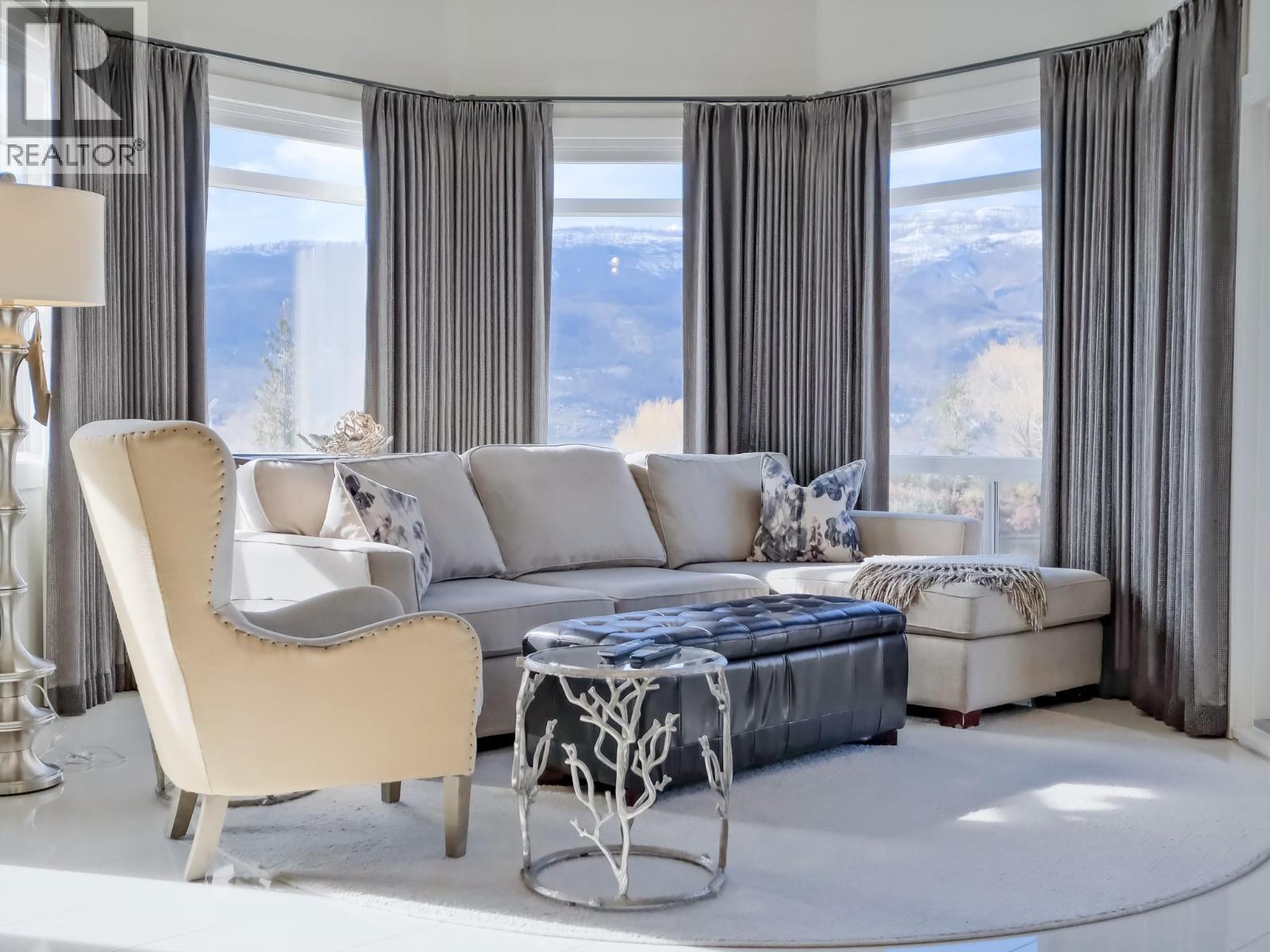 1088 Sunset Drive Unit# 221. Kelowna, British Columbia