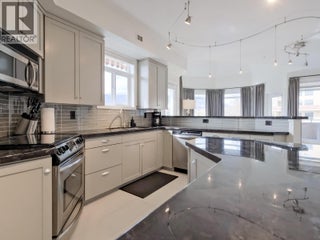 1088 Sunset Drive Unit# 221. Kelowna, British Columbia