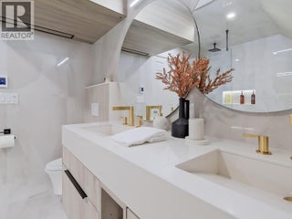 1088 Sunset Drive Unit# 221. Kelowna, British Columbia