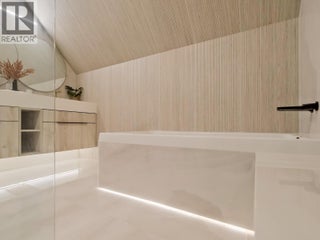 1088 Sunset Drive Unit# 221. Kelowna, British Columbia