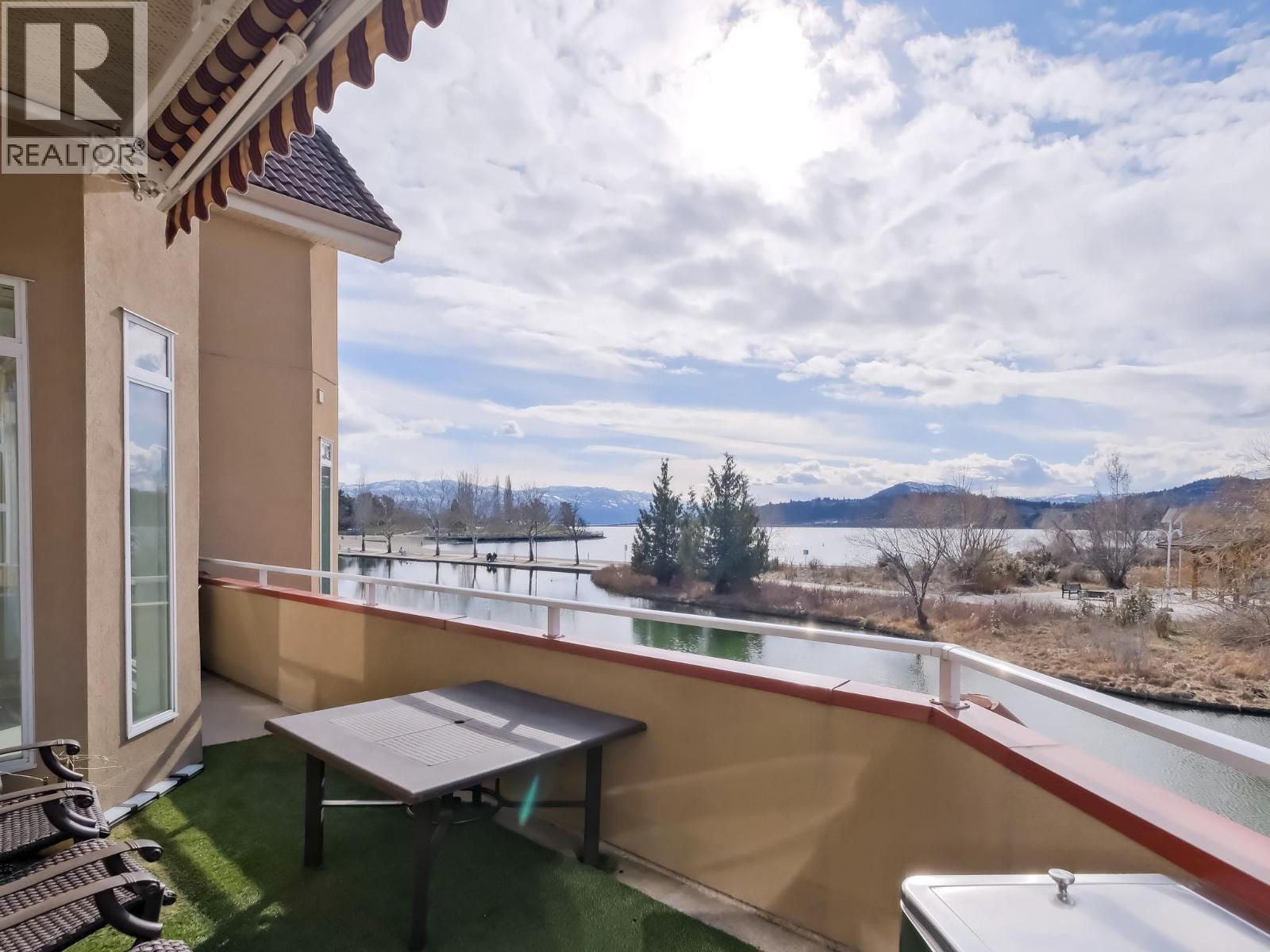1088 Sunset Drive Unit# 221. Kelowna, British Columbia