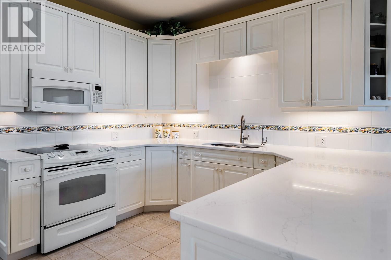 3800 Gallaghers Pinnacle Way Unit# 8. Kelowna, British Columbia