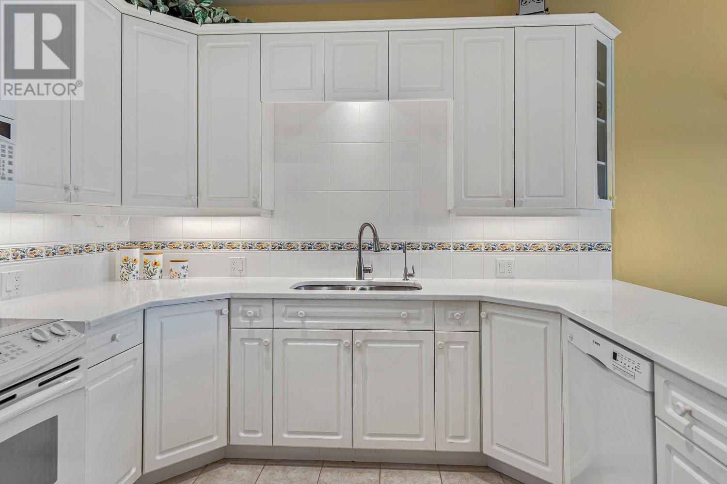 3800 Gallaghers Pinnacle Way Unit# 8. Kelowna, British Columbia